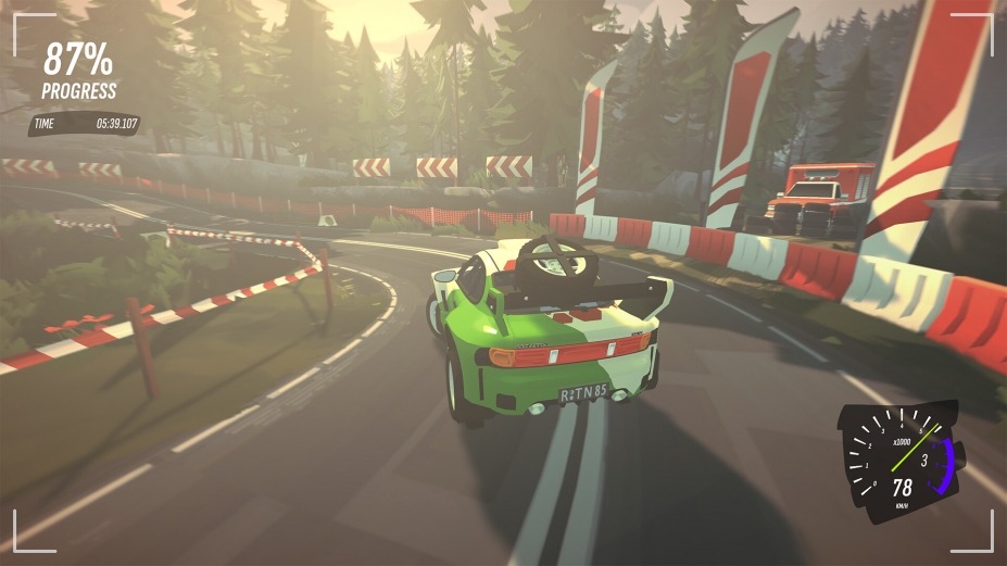 《驾驶拉力赛》游戏截图