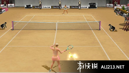 《扣杀球场 3》PSP截图