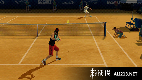 《扣杀球场 3》PSP截图