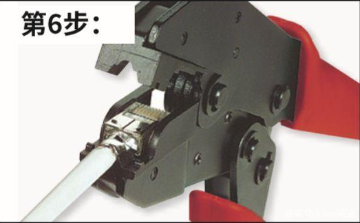 以超五类、六类水晶头为例子，如何快速进行组装网线和水晶头