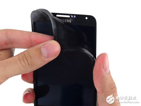 拆解新版Oculus Rift，竟内置三星Note3手机屏