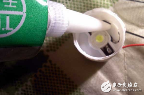 高亮LED手电筒的自制