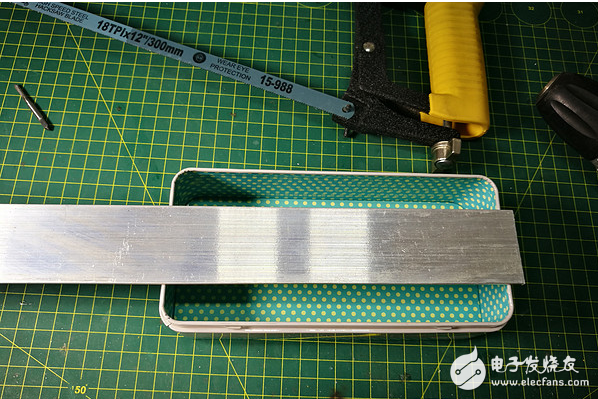 自制小型led补光灯步骤