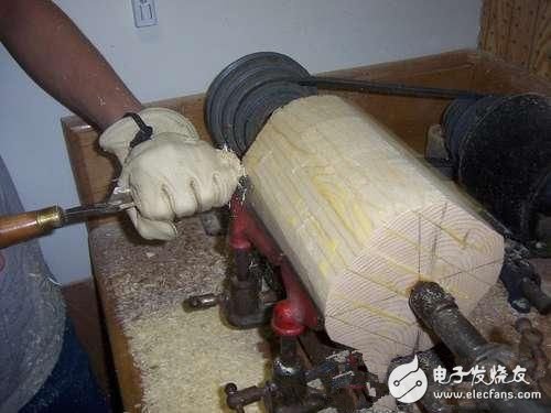 牛人教你制造超大号“卖萌”LED灯