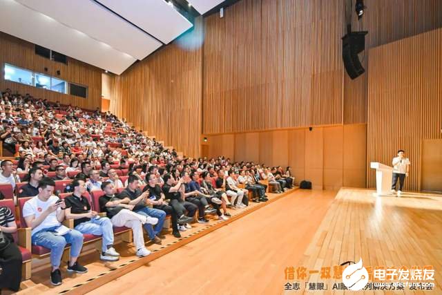 0ea8729921bf43779af308757f28562f~tplv-tt-shrink:640:0.image?lk3s=06827d14&traceid=2025052709440279E047FFDC147FDB0F52&x-expires=2147483647&x-signature=cq3yOwarjUXW0C7r854OcfK1Fdg%3D