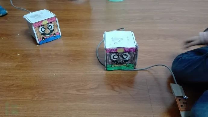 利用51单片机制作廉价盒仔机器人的步骤过程解析