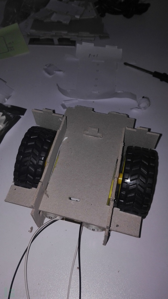 利用51单片机制作廉价盒仔机器人的步骤过程解析