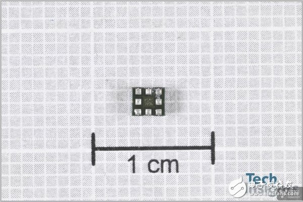 苹果iPhone8 Plus专业拆解报告：X光照深入IC细节