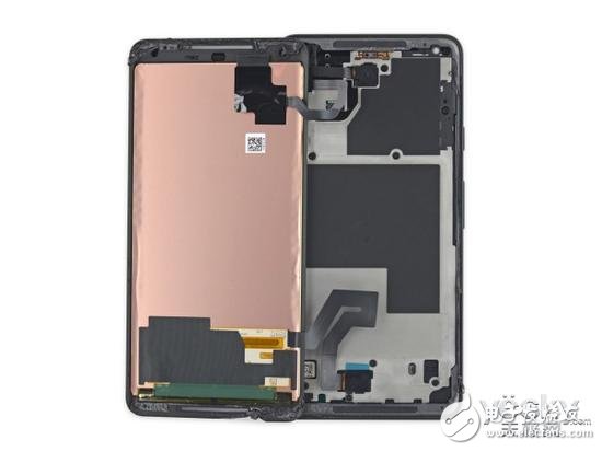 Pixel 2 XL拆解:谷歌首款移动芯片在这里