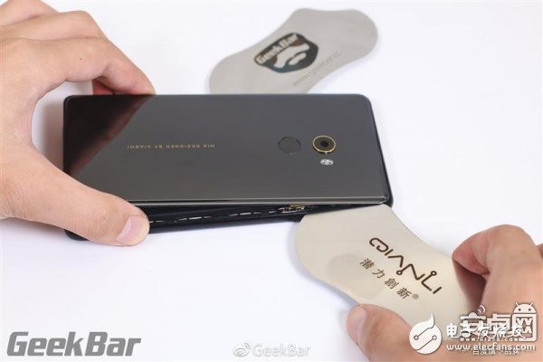 全面拆解全面屏 小米MIX2详尽拆解报告