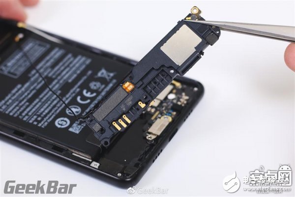 全面拆解全面屏 小米MIX2详尽拆解报告