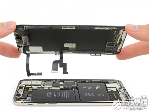 iPhone X最专业深度拆解!惊现神秘芯片