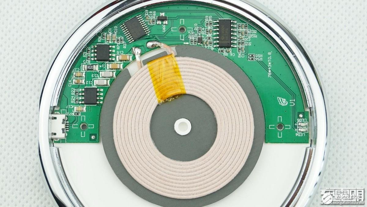 充电器里的白富美–Yoobao羽博无线充电器DX拆解