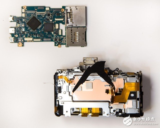 索尼A7RIII工艺到底如何 有人拆解给你看