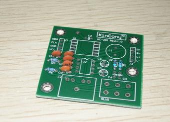 焊接制作中的 KC-201 FM立体声收音模块