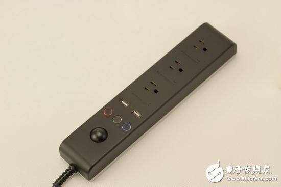 新概念智能插座亮相 可以监测温度和光照