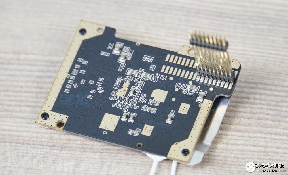 小米无人机对比精灵3s拆解