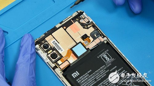 千元性价比神器！红米Note 5拆解超详细拆解