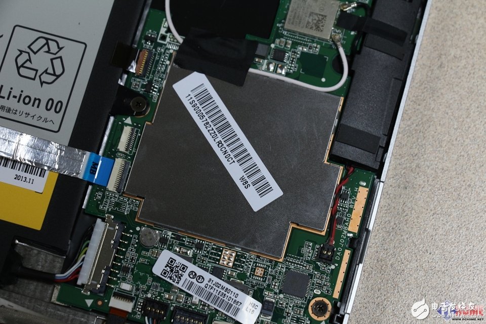 做工精致易修理 联想Miix 2 10寸拆解