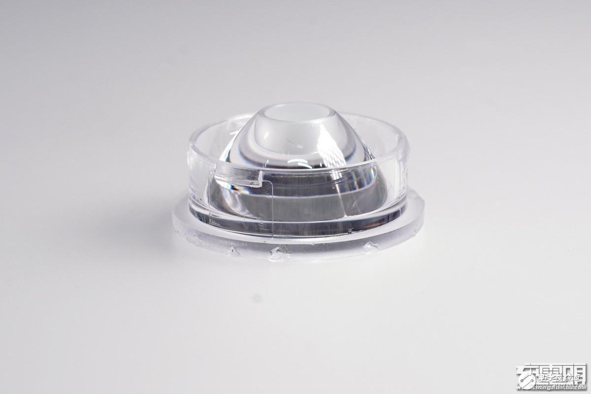 小米随身手电筒LPB01ZM试射拆解