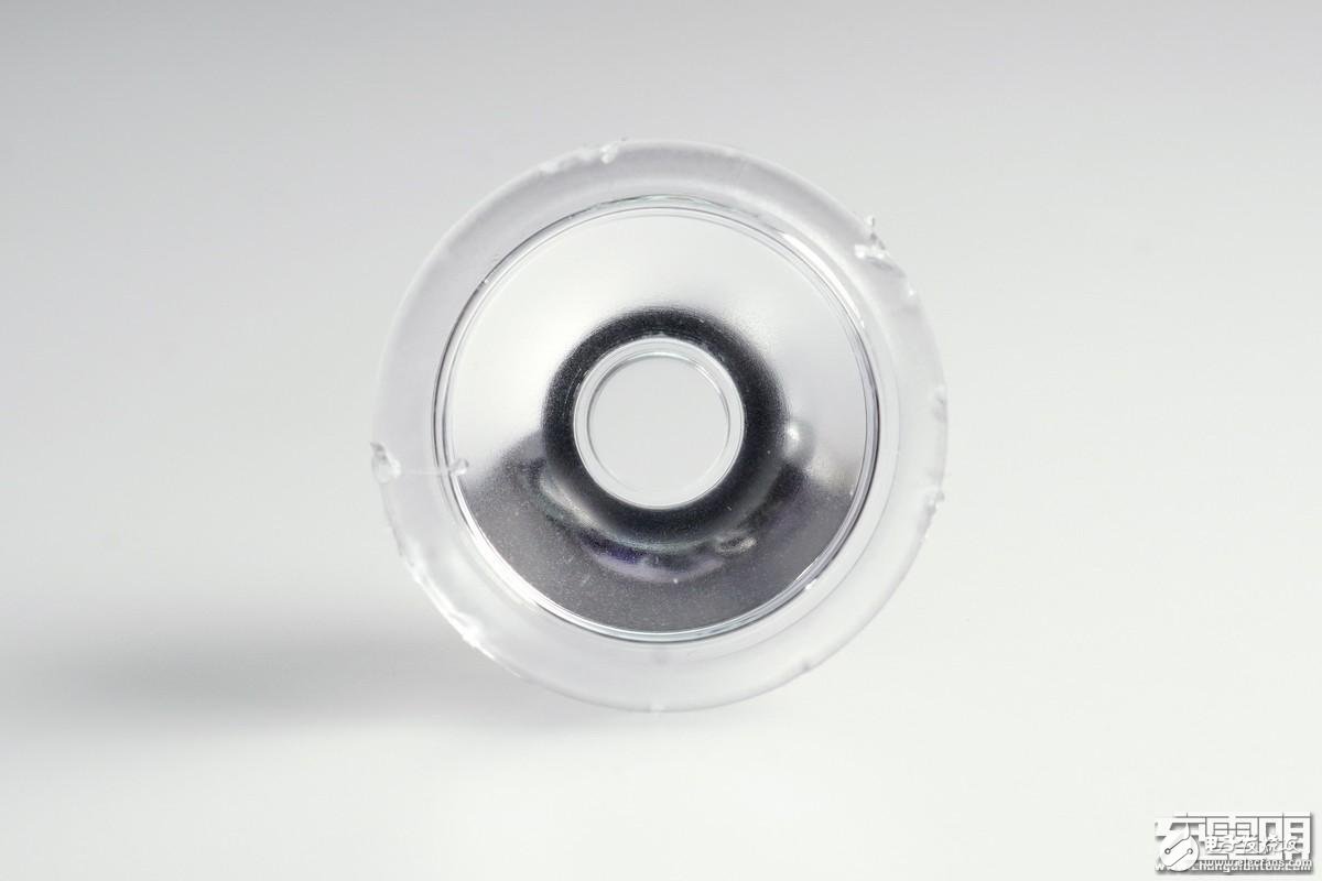 小米随身手电筒LPB01ZM试射拆解