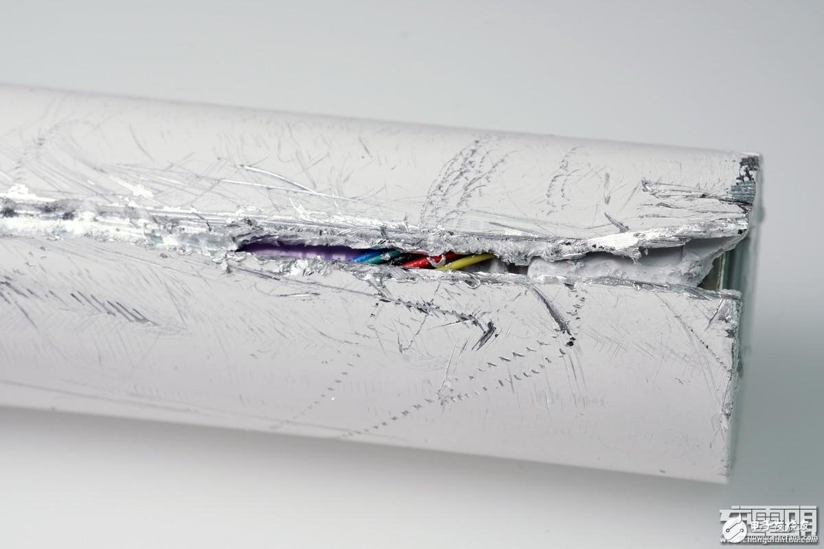 小米随身手电筒LPB01ZM试射拆解