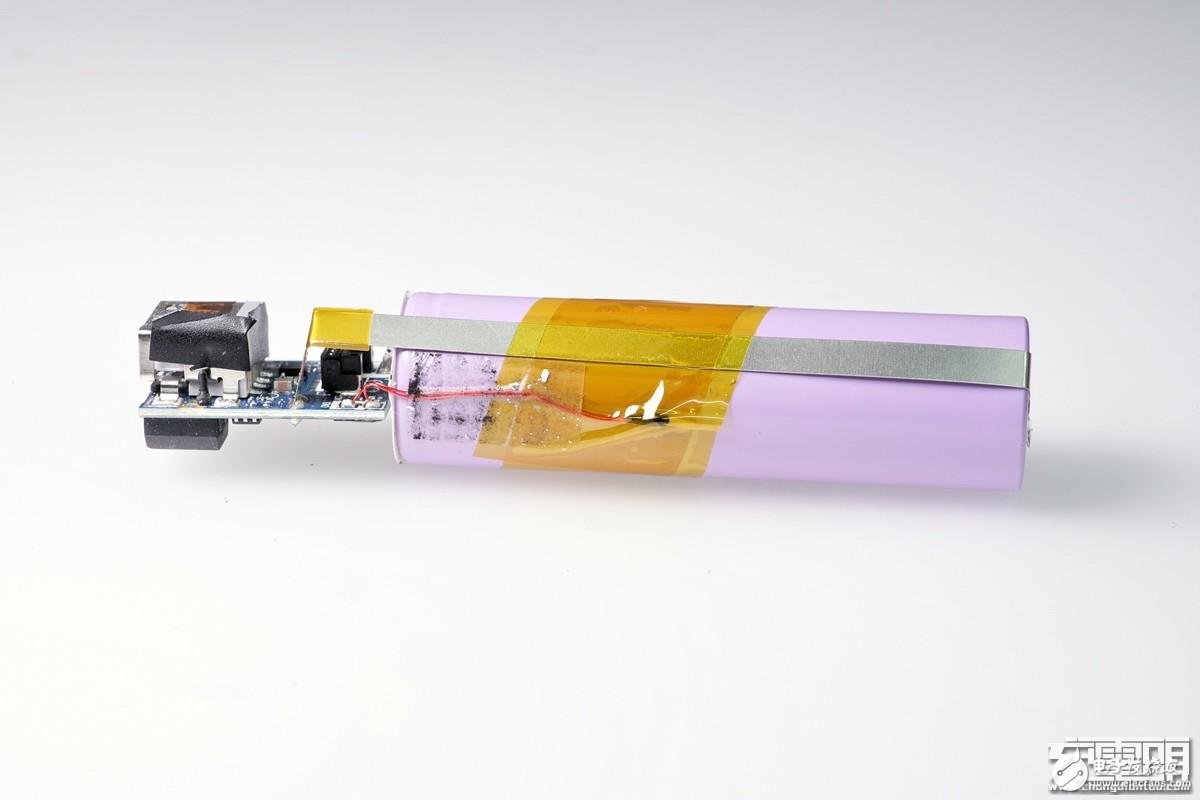 小米随身手电筒LPB01ZM试射拆解