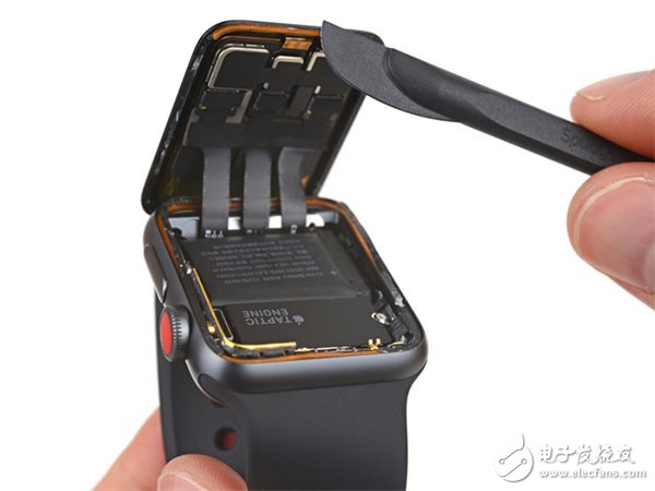 Apple Watch 3蜂窝网络版拆解：芯片坏了不好修
