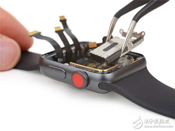 Apple Watch 3蜂窝网络版拆解：芯片坏了不好修