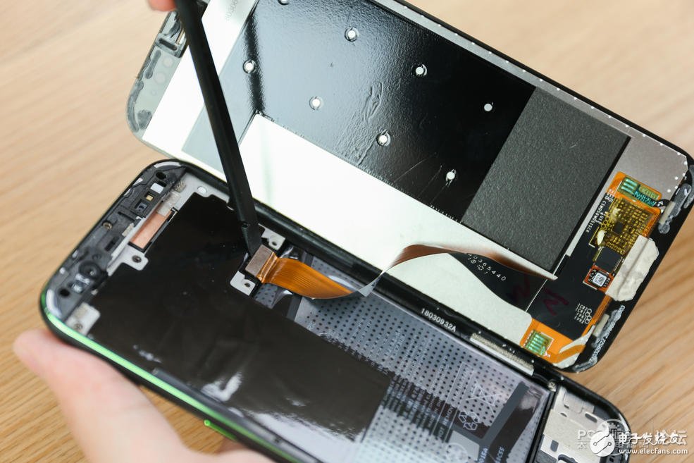 黑鲨手机详细拆解，性能全解