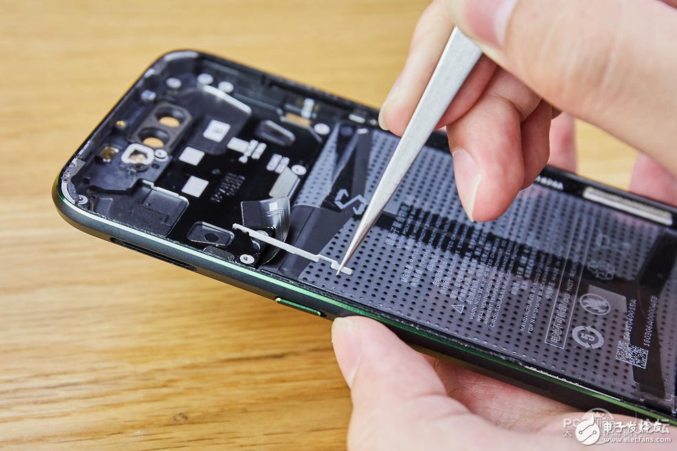 黑鲨手机详细拆解，性能全解