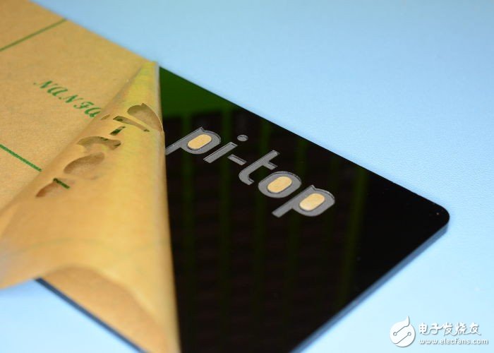 组装一台pi-top：树莓派笔记本电脑