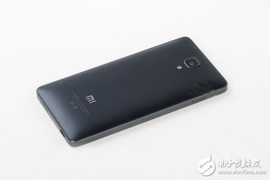 退烧过后的精致做工，小米4真机拆解