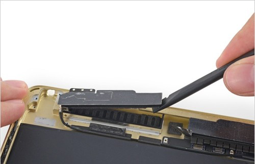 iPad Air2拆机图文详解，2GB内存和NFC模组