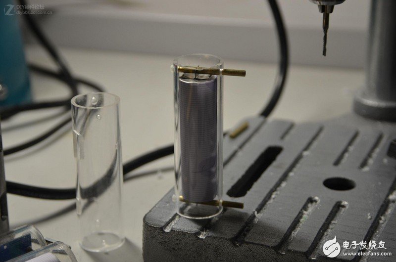 颠覆想象！专业工程师制作的DIY多功能移动电源