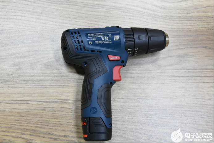 手电钻